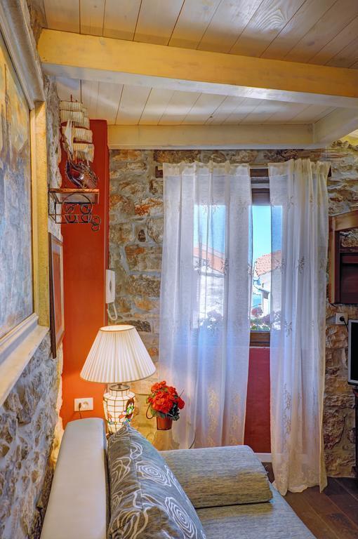 Apartment Etta Fažana Δωμάτιο φωτογραφία