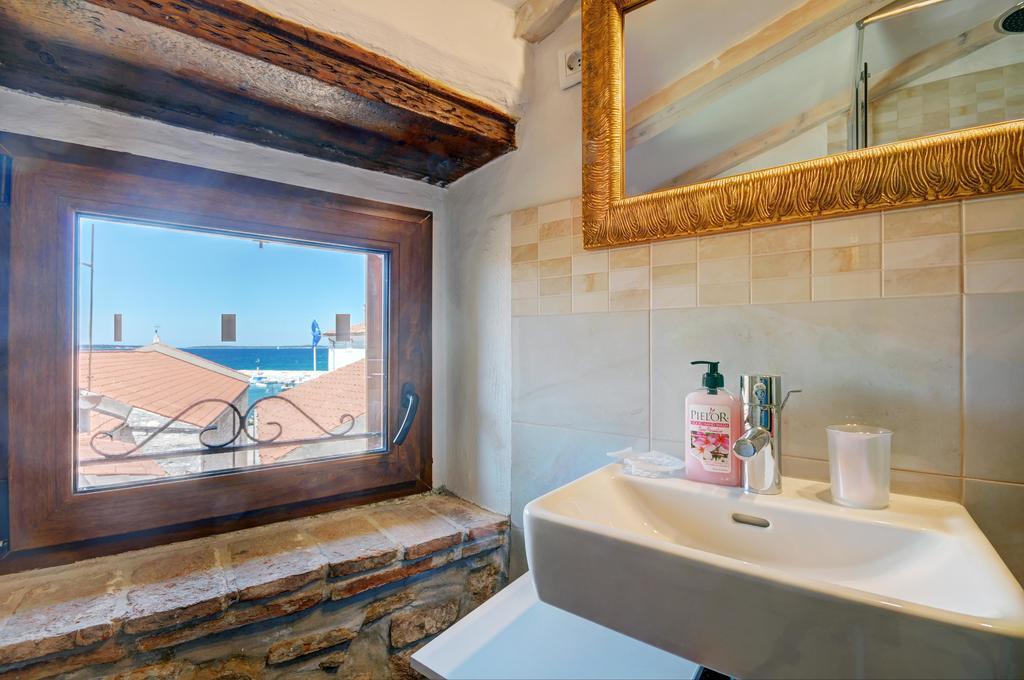Apartment Etta Fažana Δωμάτιο φωτογραφία
